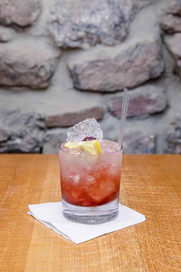 King'S Head Inn 란제니스 외부 사진