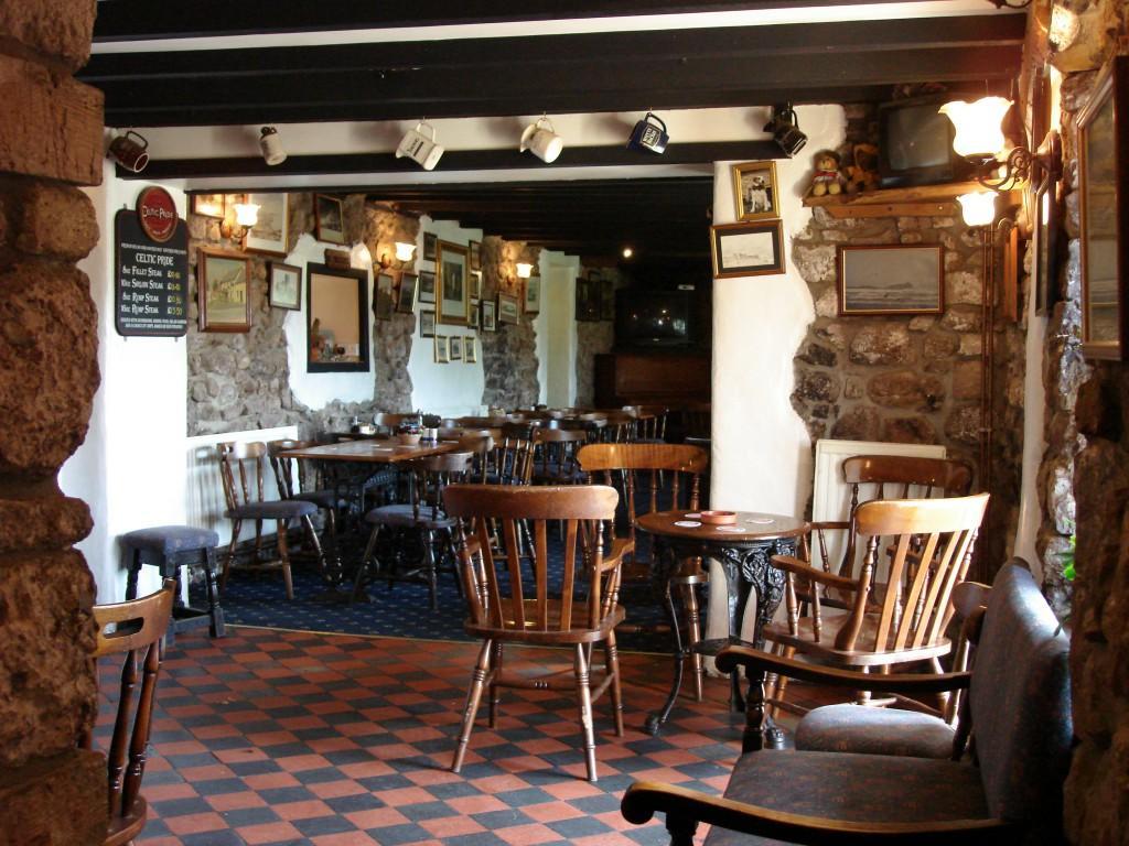 King'S Head Inn 란제니스 외부 사진