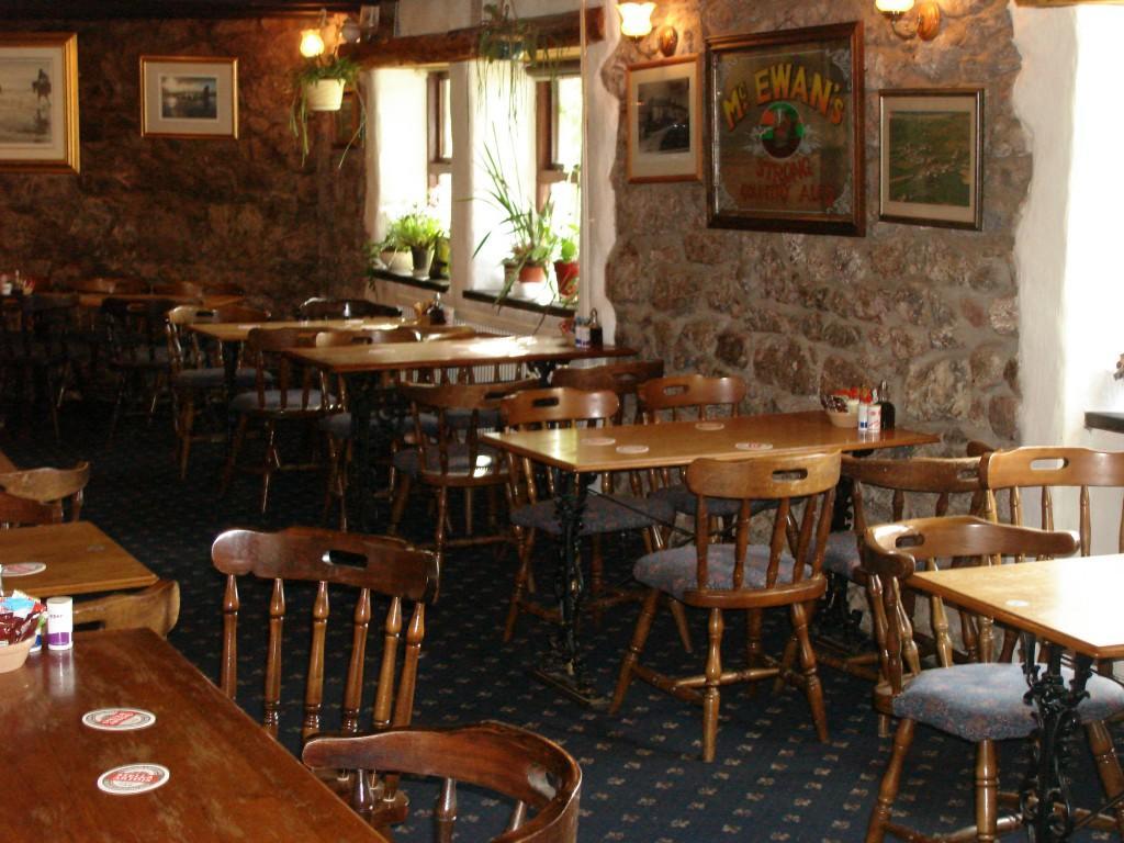 King'S Head Inn 란제니스 외부 사진